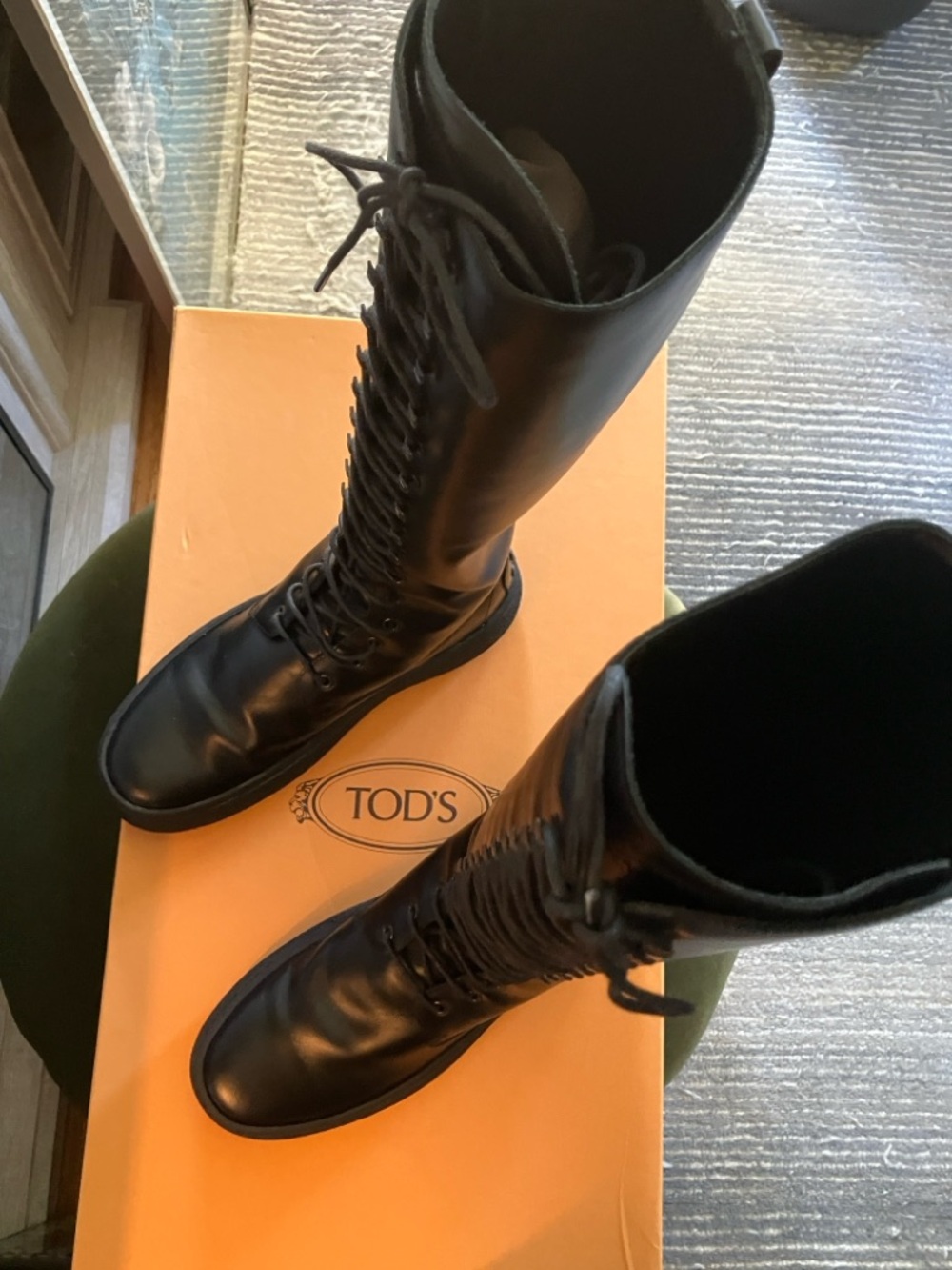 Tod’s STUNNING Luxury boots- size euro 40 or 9.5 US Women’s NWT - Picture 8 of 8